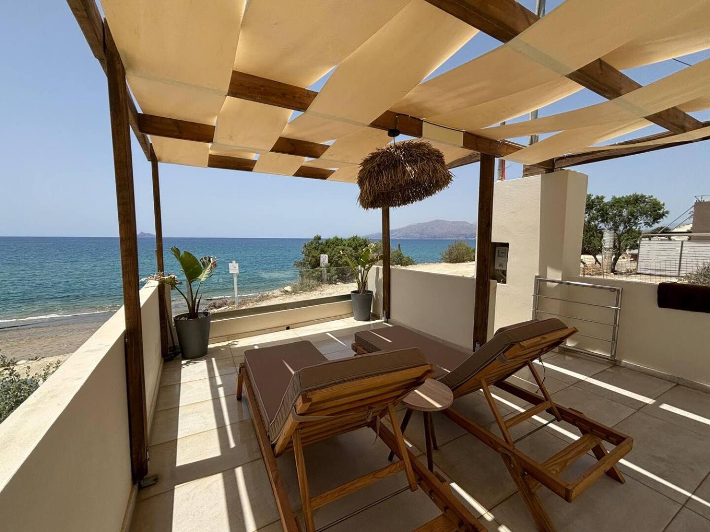 Stella & Eleni Suite With Shared Pool & Open View Kalamaki  Exterior foto