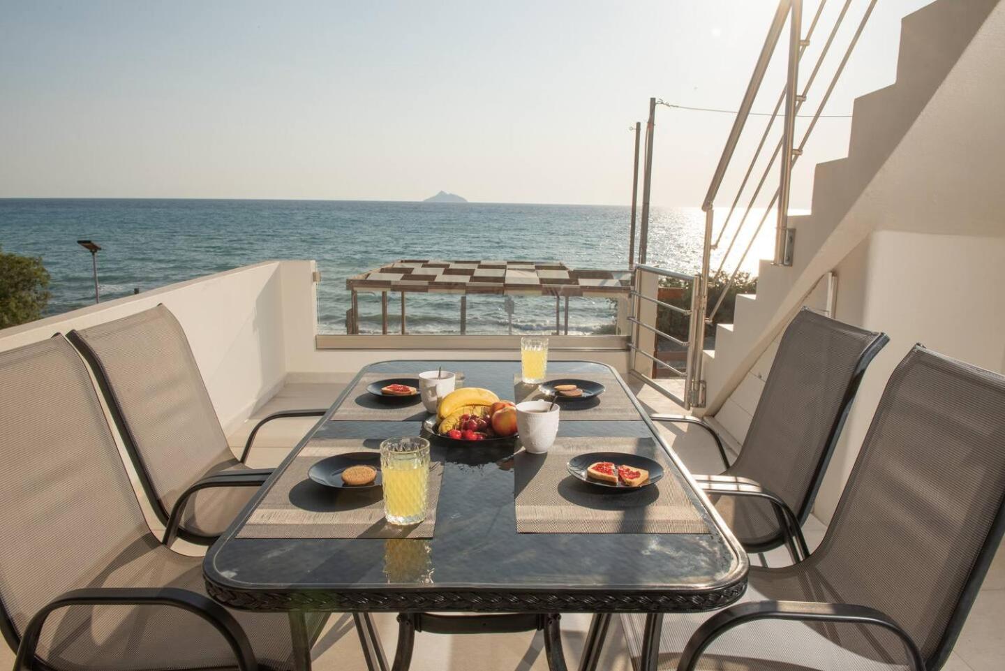 Stella & Eleni Suite With Shared Pool & Open View Kalamaki  Exterior foto