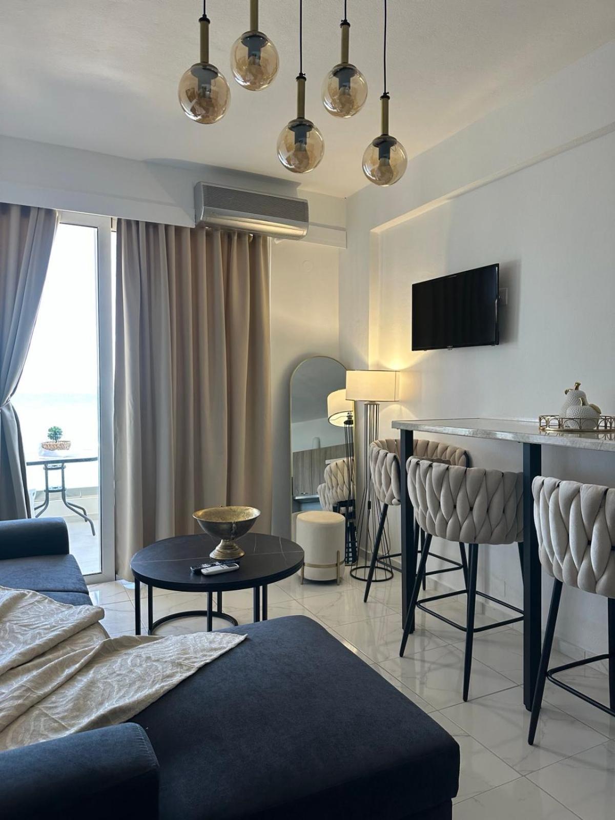 Stella & Eleni Suite With Shared Pool & Open View Kalamaki  Exterior foto