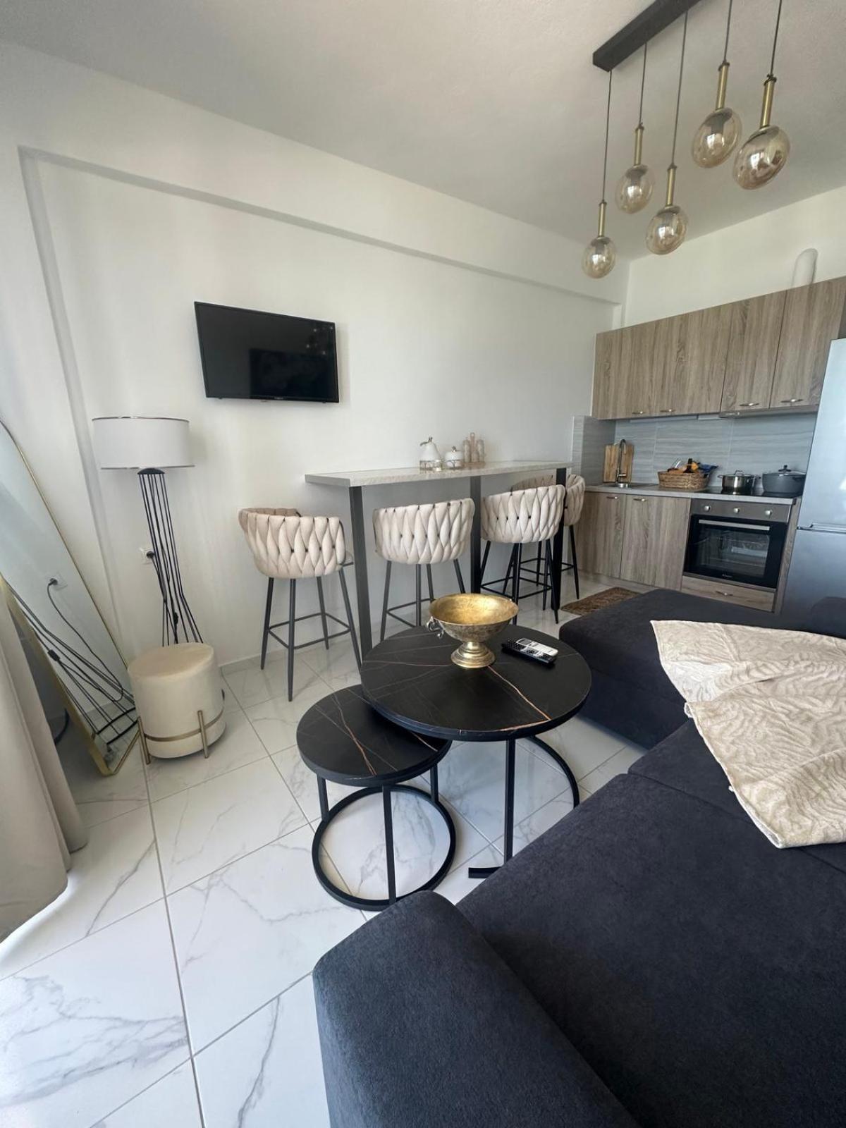 Stella & Eleni Suite With Shared Pool & Open View Kalamaki  Exterior foto