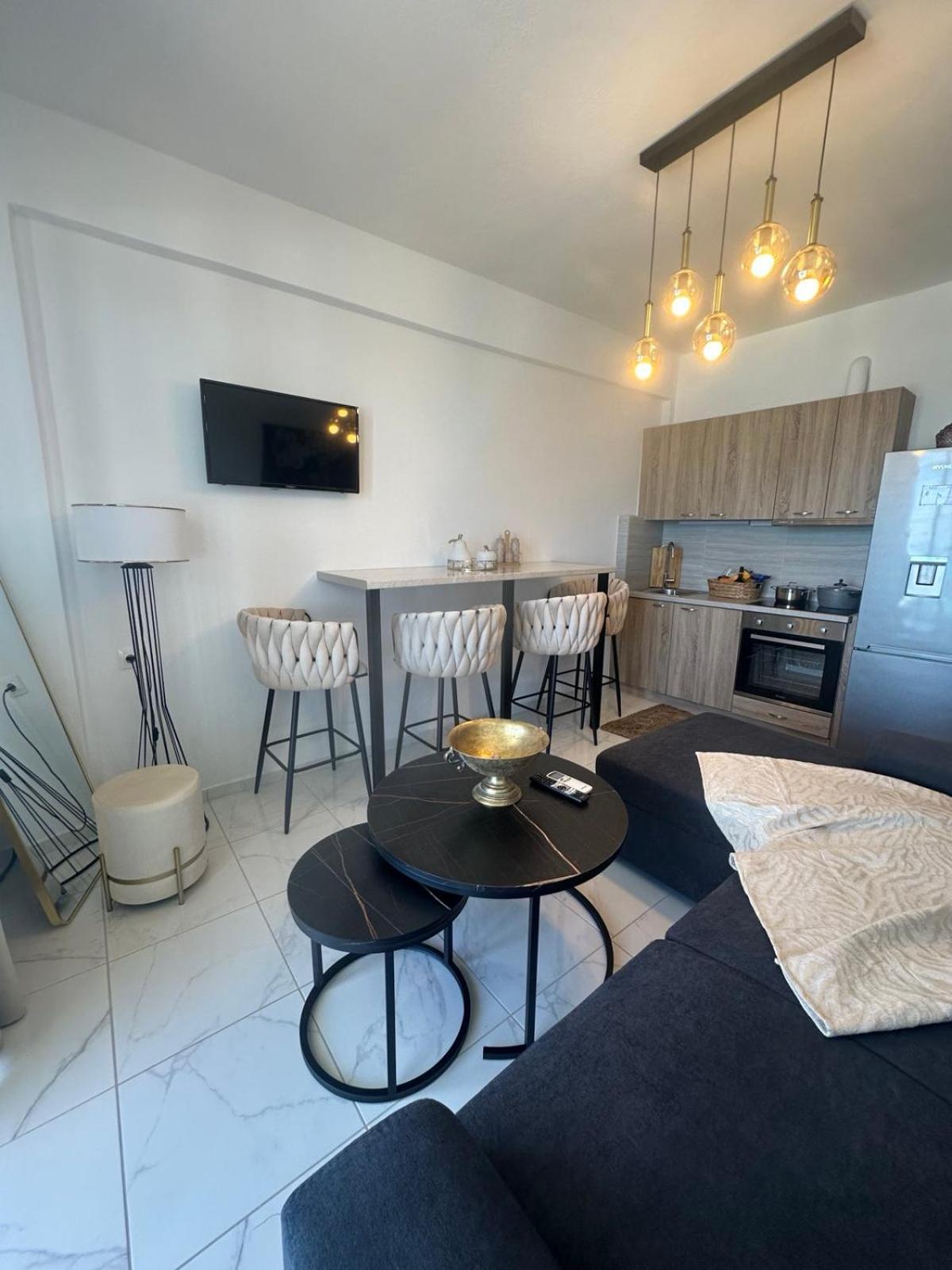 Stella & Eleni Suite With Shared Pool & Open View Kalamaki  Exterior foto