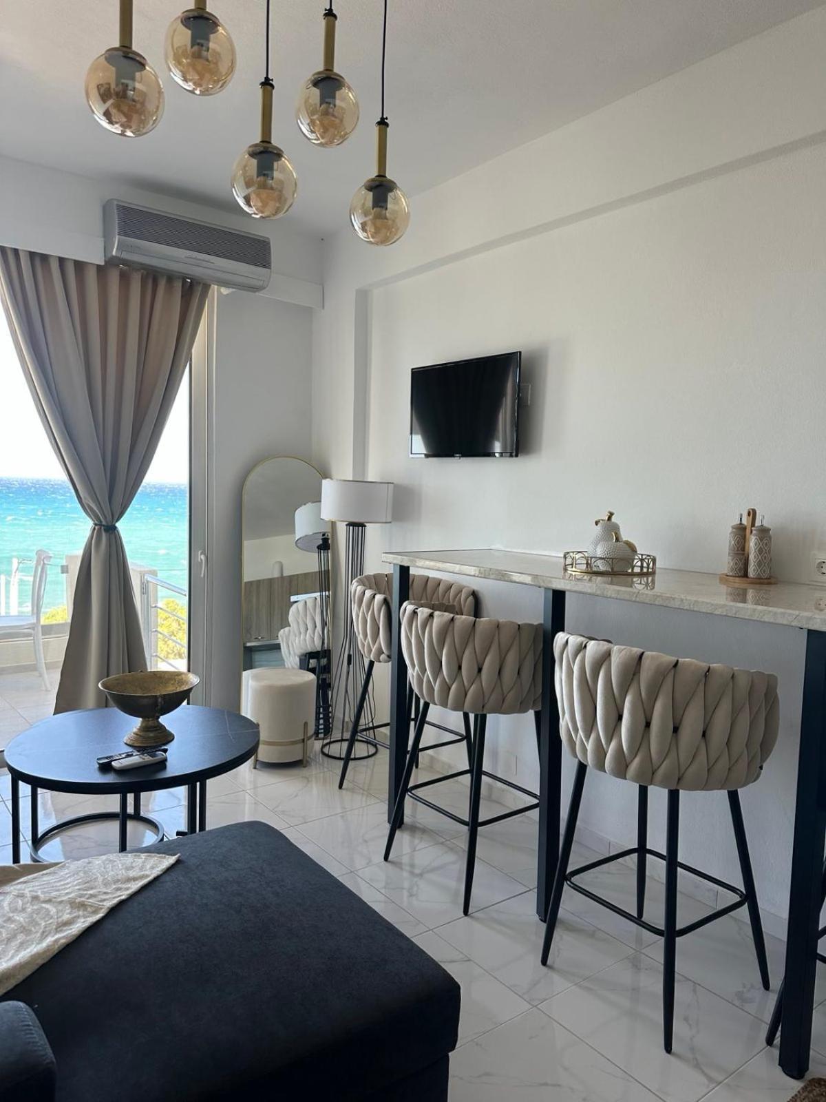 Stella & Eleni Suite With Shared Pool & Open View Kalamaki  Exterior foto