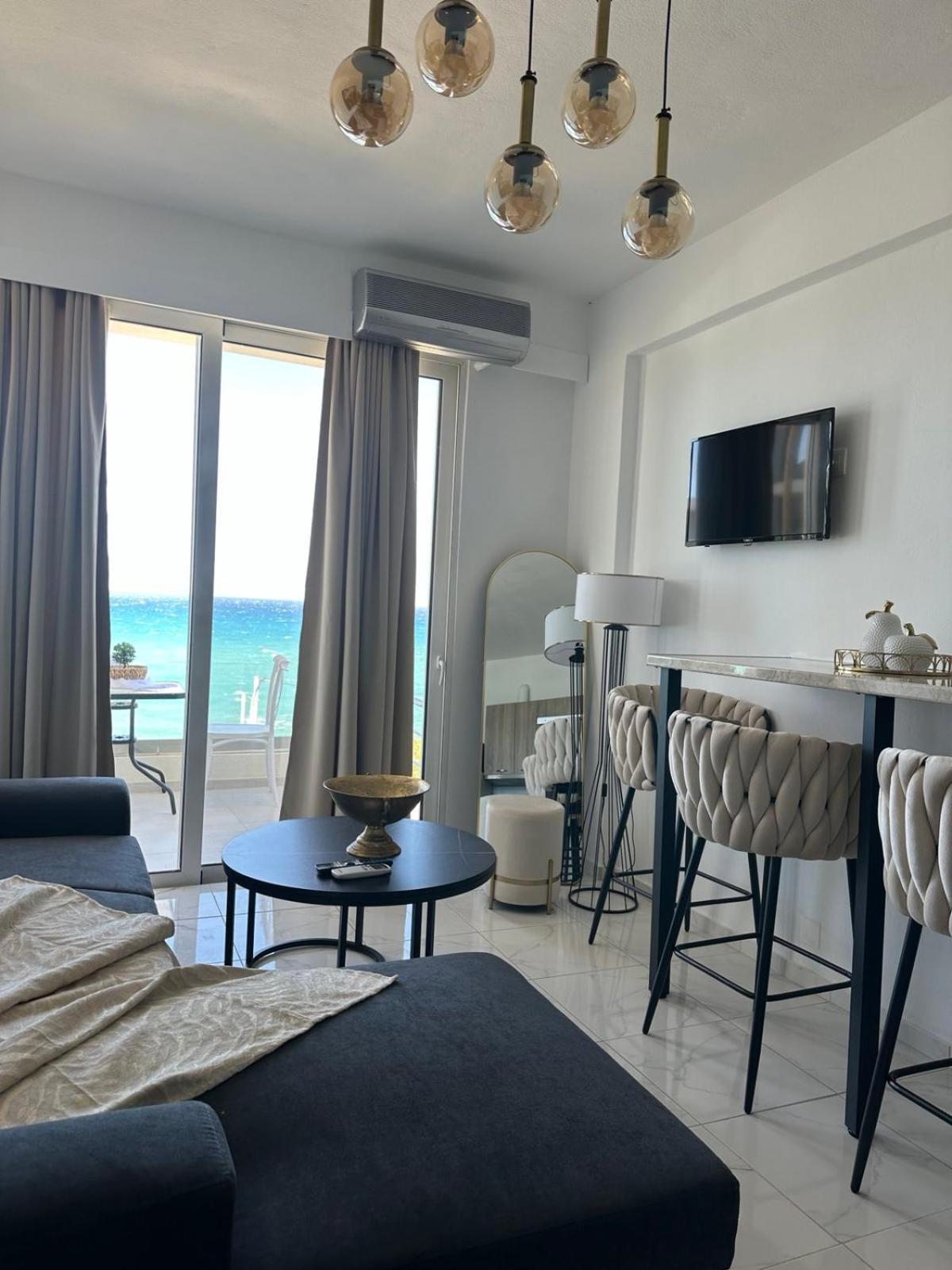 Stella & Eleni Suite With Shared Pool & Open View Kalamaki  Exterior foto